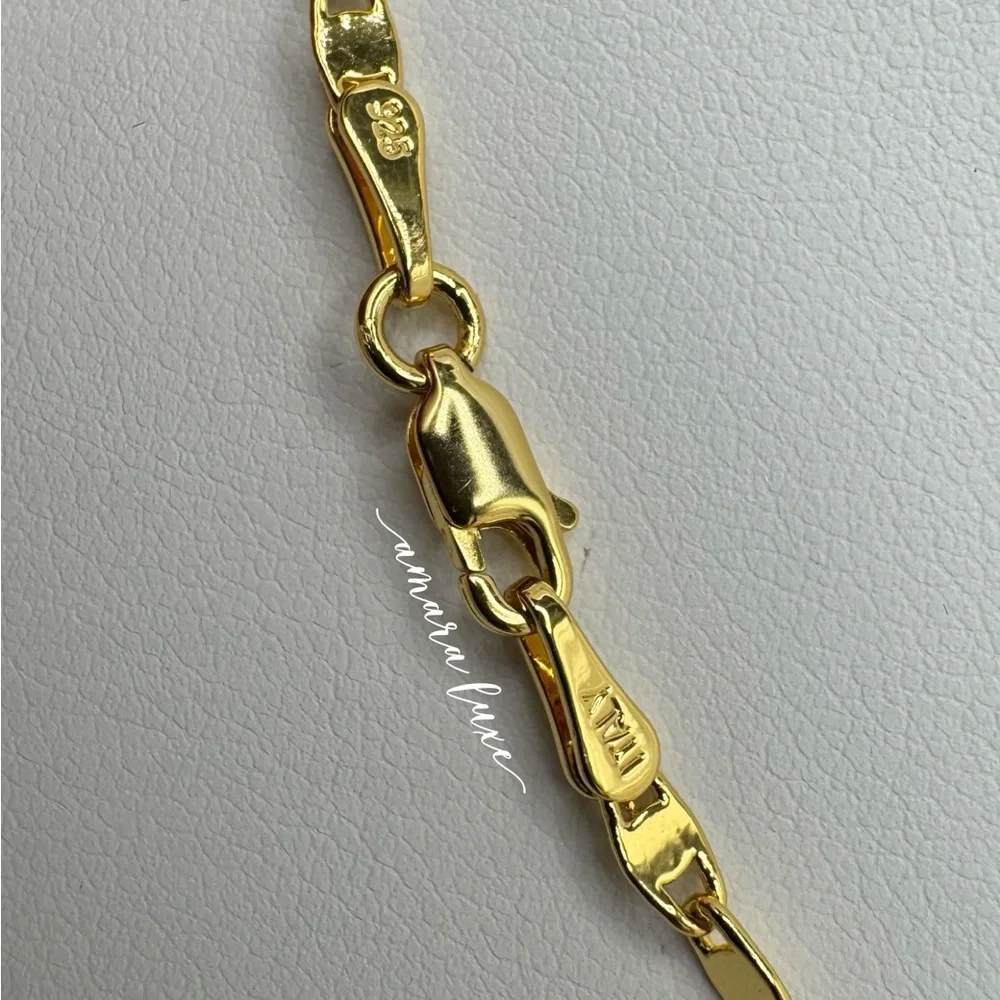 18” Valentino Link Chain 🔗 - Picture 4 of 4